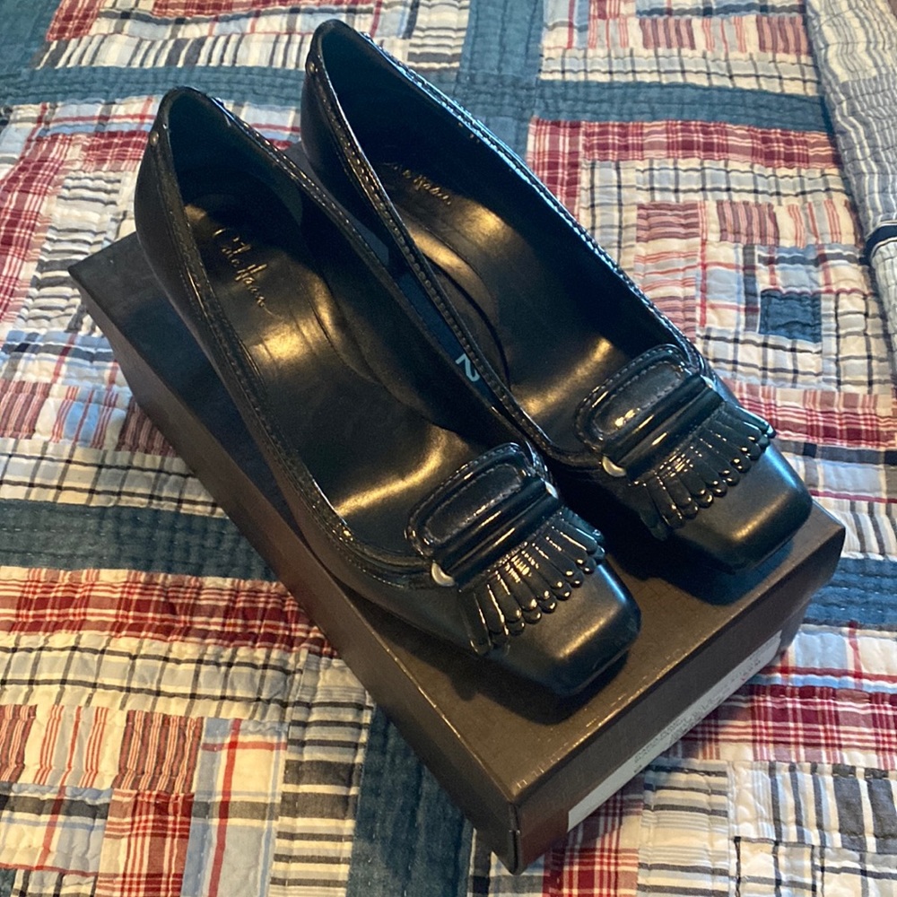 Coke Hana Size 9 Darla Pump
